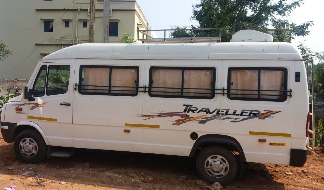 13 seated force tempotraveller Bhubaneswar