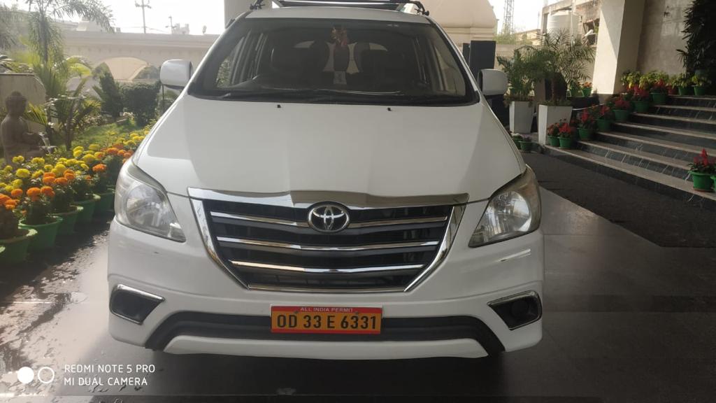 Toyota Innova hire cabs in bhubaneswar