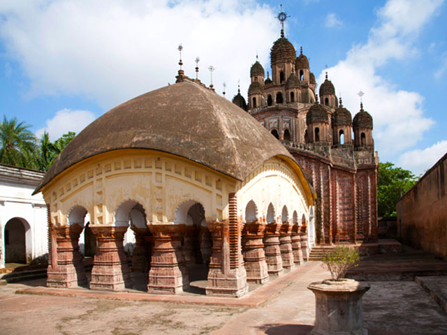 terracotta-temples-in-west-bengal