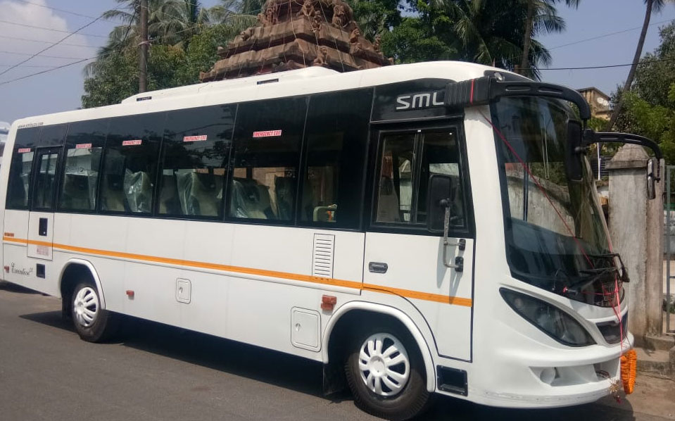 19 seated sml coach rent in bhubaneswar